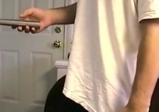 Amateur dilf loves sucking straighty young dude